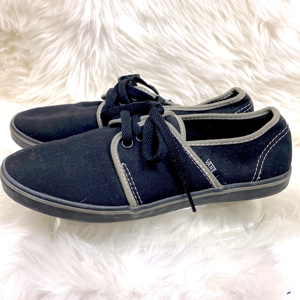 Vans Sneakers Aleeda black canvas gray trim lace up women's size 7.5